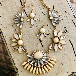 Embellished Ivory Statement Necklace Set