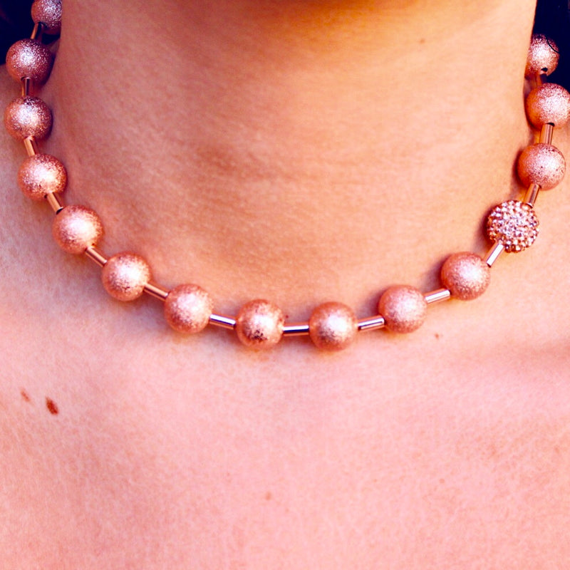 GWENDOLYN  METALLIC AND PAVE BEAD NECKLACE-ROSE GOLD